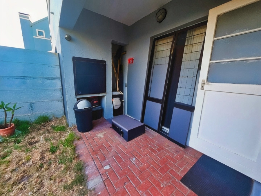 3 Bedroom Property for Sale in Parklands Western Cape